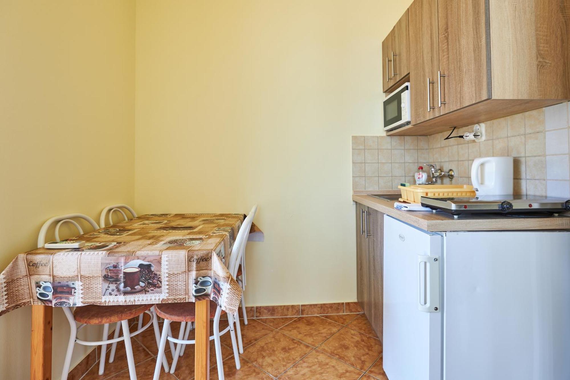 ADA 2 Apartmanház Hajduszoboszlo Exterior foto