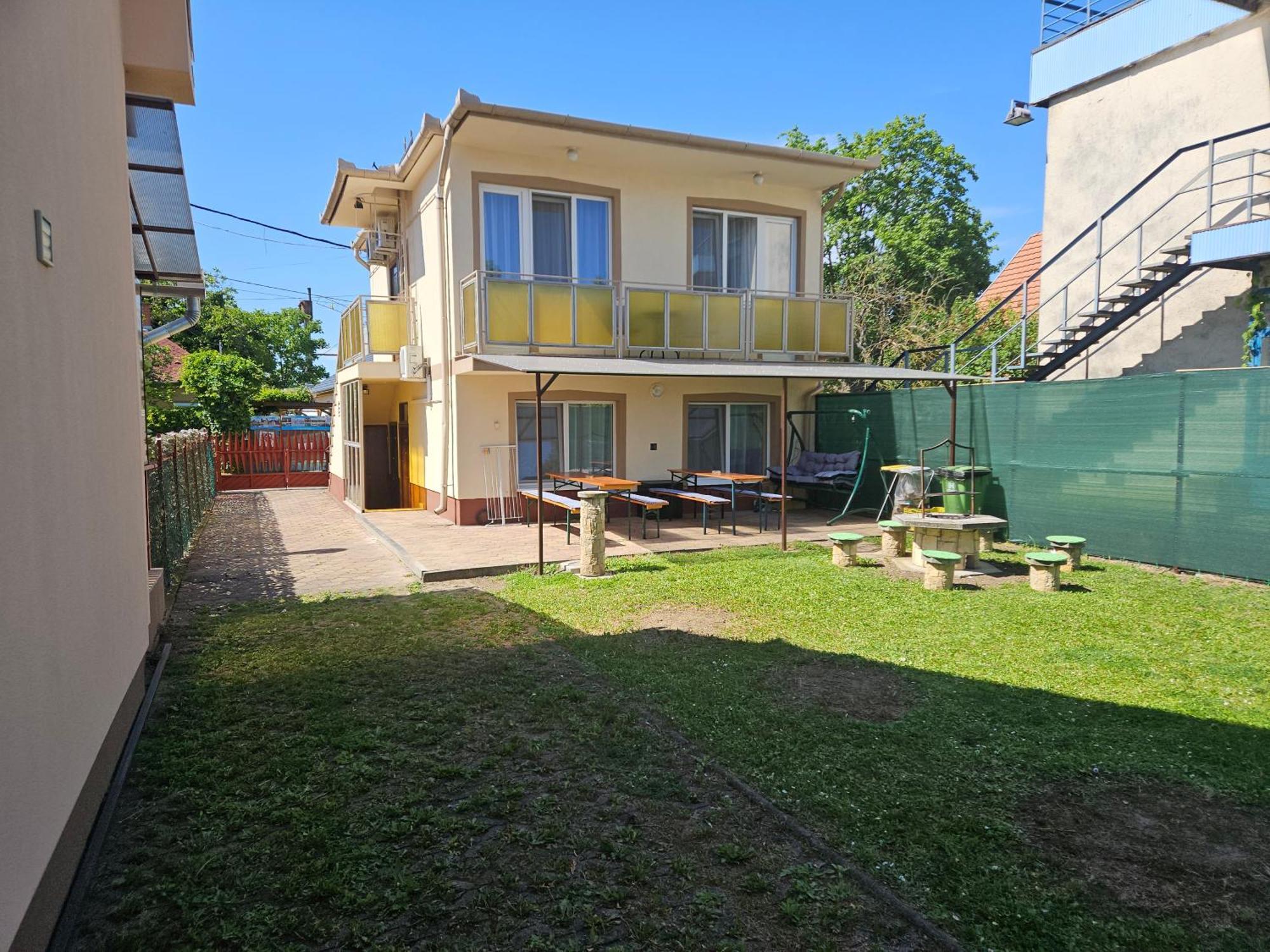 ADA 2 Apartmanház Hajduszoboszlo Exterior foto