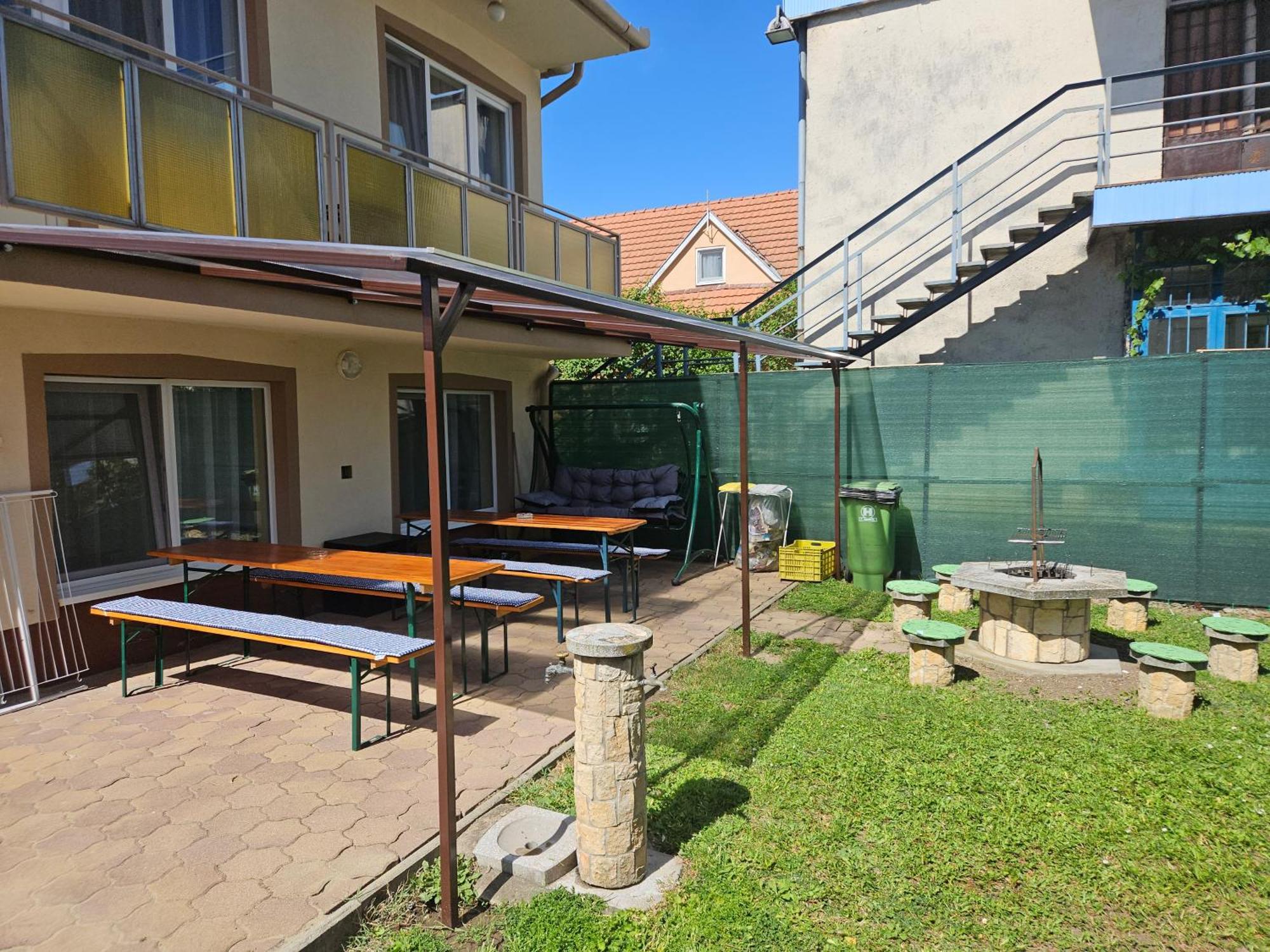 ADA 2 Apartmanház Hajduszoboszlo Exterior foto
